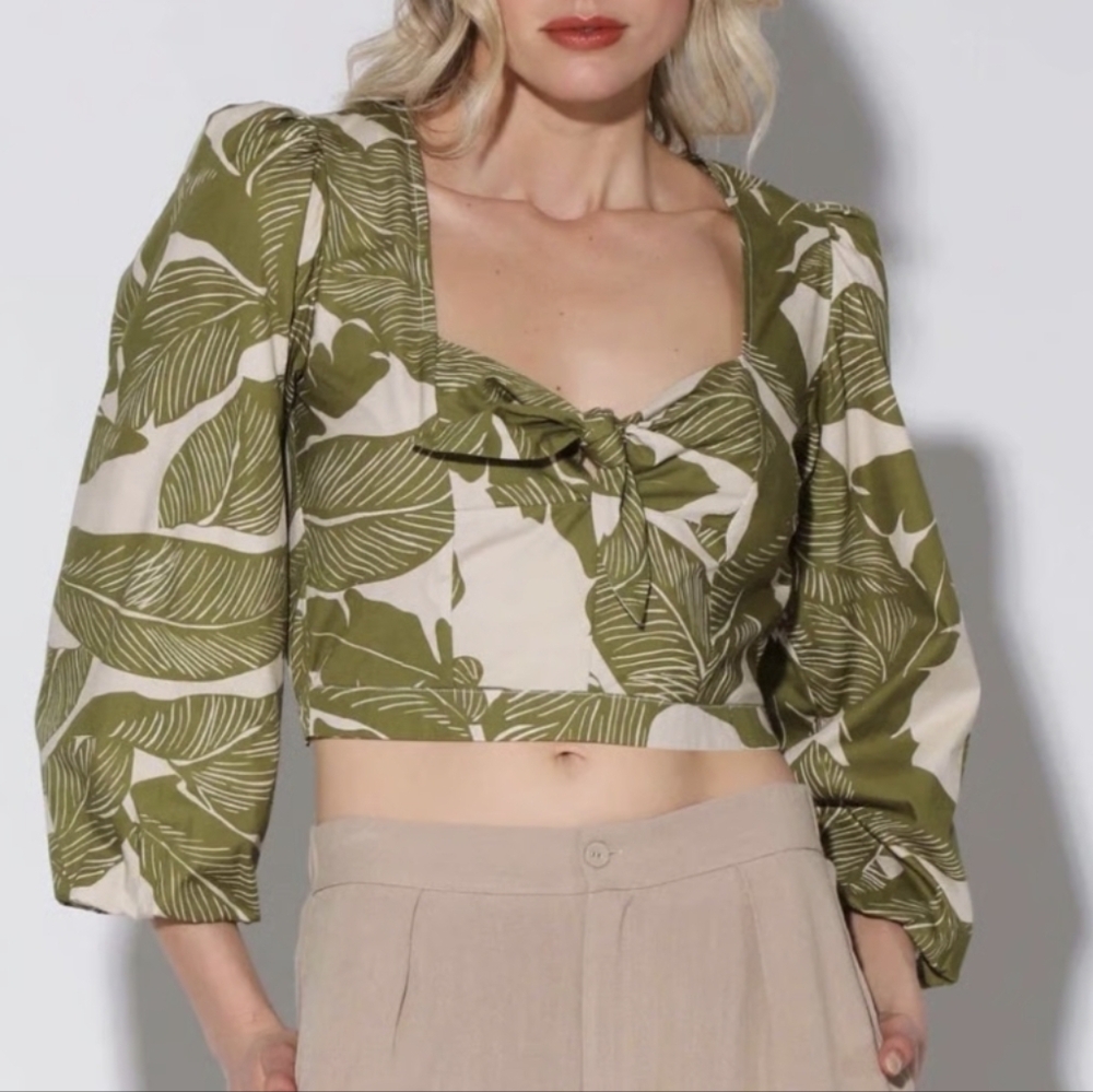 Walter Baker Anthropologie Jessie King Palm Botanical Palm Leaf Crop Top